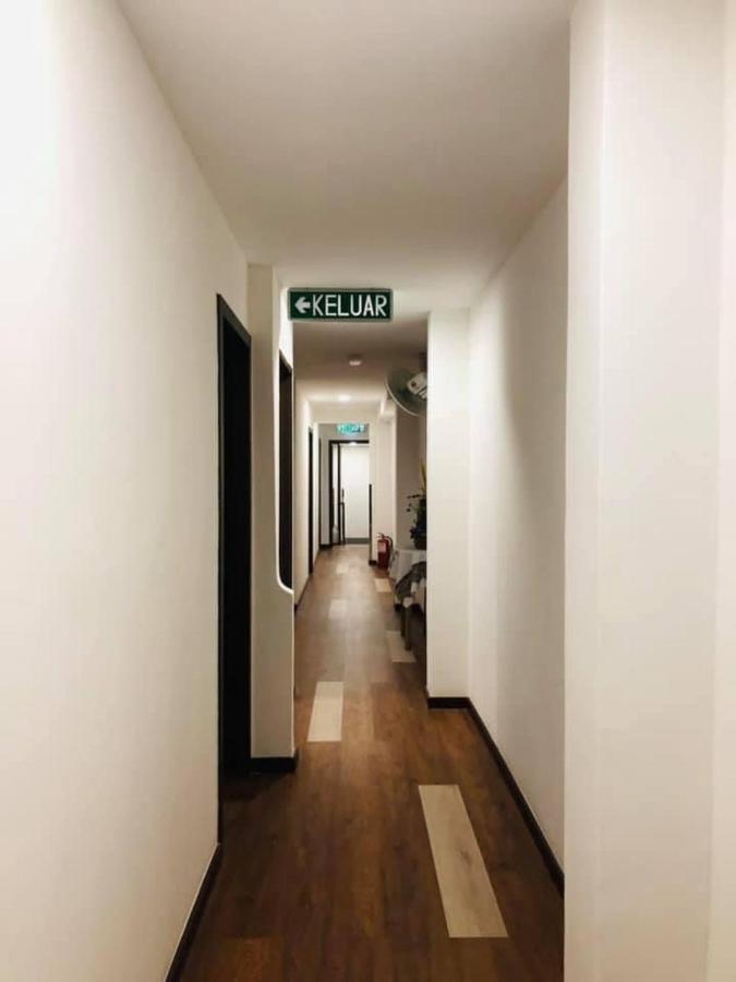 Kapit Hotel Kuching Exteriör bild