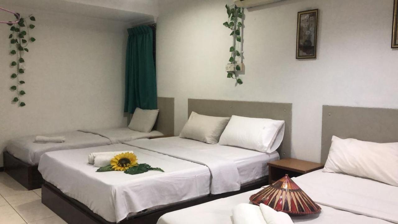 Kapit Hotel Kuching Exteriör bild